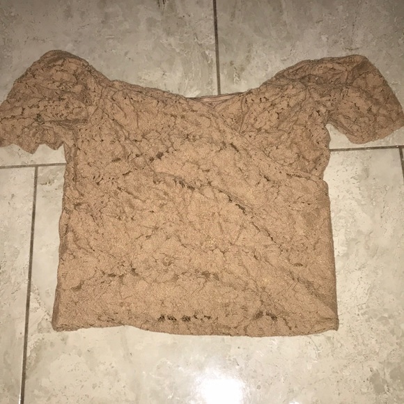 Express Top 💗 - Picture 1 of 2